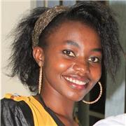 Student willing to work as an english tutor.