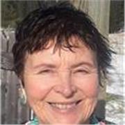 I am a native English speaker with years of experience tutoring both English and Spanish