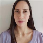 Soy Psicóloga, especialista en diciplina positiva en la familia, postítulos en temas relacionados con apego y vinculo afectivo e intervención familiar sistémica integrativa