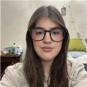 Soy estudiante del grado de Educación Primaria, ofrezco clases para niños que necesiten un refuerzo en cualquier asignatura