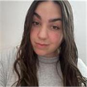 Soy estudiante de FPGM auxiliar de enfermería. Me quiero dedicar a enseñar ciencia de la salud por mi pasión hacia esta materia.