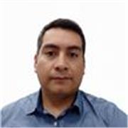 Profesor de español da clases para toda edad