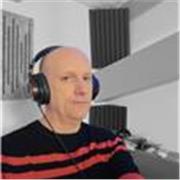 Esperto in pianoforte e tastiere offre corso  Easypiano  10 lezioni per imparare la tecnica base ed eseguire i tuoi brani preferiti!