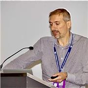 Docente universitario con più di 10 anni di docenza in Statistica.