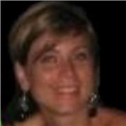 Psicologa ad indirizzo clinico con esperienza ventennale nel campo della formazione/training impartisce lezioni in Psicologia