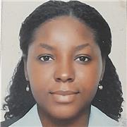 Profesora de matemáticas imparte clases para niños de primaria