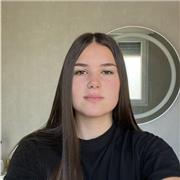 Soy una persona paciente, cercana y responsable. Doy clases a niños de primaria y ESO para ayudarles con deberes, exámenes.