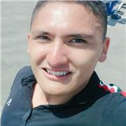 Docente de natacion con experiencia en niños jovenes y adultos con conocimiento en clases de matronatacion