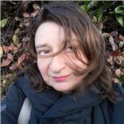 Professoressa di italiano alle medie, con esperienza e abilitazioni in latino e greco