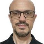 Me llamo Raúl. Soy profesor de Fundamentos de Composición en los conservatorios de Andalucía