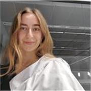 Profesora de inglés para todas las edades, especialmente para alumnos que necesiten apoyo para el colegio y las tareas.