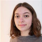 Je suis enseignante du second degré donc en collèges et lycées. J'enseigne les arts plastiques