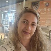 Profesora de Turismo y Hostelería para todos los niveles y edades.