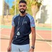 Professeur d'education physique et sportive
Entraineur de handball et aussi karate shotokan 

