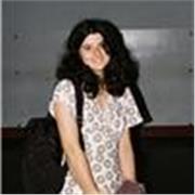 Soy estudiante de ilustración pero llevo más de 4 años estudiando arte, y me gustaría enseñar a niños pequeños de primaria 