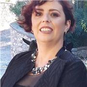 laureata in giurisprudenza, con esperienza pratica ventennale, offre lezioni di diritto a studenti della scuole superiori