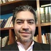 Profesor de inglés con amplia experiencia. Me especializo en atención a adolescente y adultos