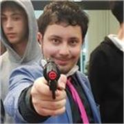 Laureato in scienze dello spettacolo e discipline delle arti della musica e dello spettacolo da ripetizioni di storia dell'arte