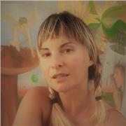 Vous avez besoin d'un professeur particulier de peinture, de dessin, d'art en général ? Dites- moi ce dont vous avez besoin et commençons.