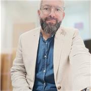 Coach scolaire, j'aide votre enfant à travers des séances d'accompagnement à la scolarité (aide aux devoirs, révisions...)