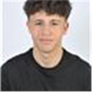 Hola, soy Islam Takal recién graduado de segundo de bachillerato con una media de 8,5 y admitido en Ingeniería de Datos.