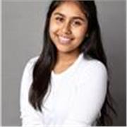Enthusiastic Dominican Republic native with 5+ years in Ireland offering English lessons to students aged 10-15