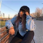 Estudiante de moda, se ofrece a dar clases de costura en Zaragoza