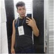 Professor de Dança com foco em dança contemporânea, consciência corporal, autocuidados e criação cênica