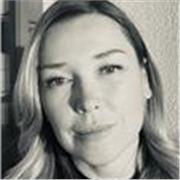 An experienced English teacher with focus on Literature
