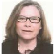 En la actualidad trabajo como Abogada y estoy realmente interesada en dedicarme a la docencia