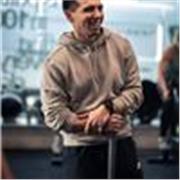 Coach sportif à domicile depuis plus de 7 ans sur Paris prêt à vous accompagner dans tous vos objectifs