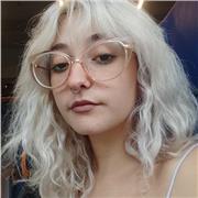 Studentessa universitaria offre doposcuola