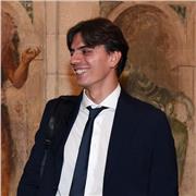 Laureato magistrale in filosofia offre lezioni di filosofia e filosofia sia in presenza che online