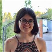 Graduada en Filologia Catalana ofereix classes de valencià nivell ESO i Batxillerat (presencial o online)