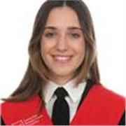 Graduada en Derecho y estudiante del Máster de Abogacía, dirijo mis clases a estudiantes de ESO.