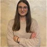 Offro lezioni private per studenti universitari e chi vuole imparare la lingua dalle basi