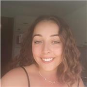 Professeur particulier donne des cours de français à des enfants ou adultes