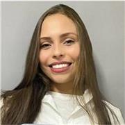 Profesora nativa de portugués, graduada y con experiencia internacional, imparte clases personalizadas online.