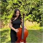 Profesora con titulo de profesional en Violonchelo para niños y nivel intermedio.