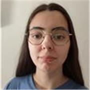Graduada en Lengua y Literatura para dar clases hasta sexto de primaria 