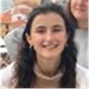 Estudiante de Relaciones Internacionales imparte clases de inglés a todas las edades