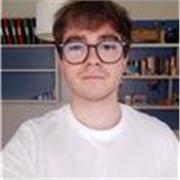 Estudiante de grado en física ofrece clases de matemáticas y física a nivel de ESO y Bachillerato. También para preparación a la universidad