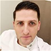 Chef profesional, dando clases a todos los niveles y edades