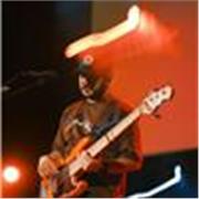 Clases de: Guitarra, Piano, Bateria, Bajo electrico, Canto(tecnica vocal y solfeo), Iniciacion musical