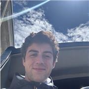 Étudiant en deuxième année de licence de droit, je serai ravi de vous aider dans cette matière mais aussi dans beaucoup d’autres!