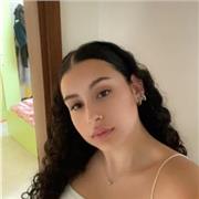 Laureanda a disposizione per aiuto compiti/ripetizioni