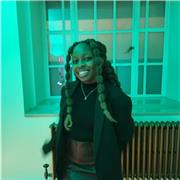 I am very happy to teach your children, as English is one of my favourite subjects and I believe in helping others the way I received help