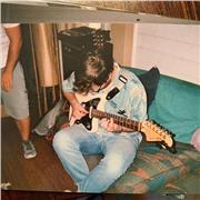 Impara la chitarra con un metodo unico e personalizzato, da Bologna o online!