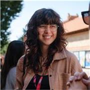Profesora de lengua y literatura apta para Primaria, ESO y bachiller. Todas las edades