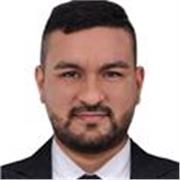 Tutor de español y formación financiera con experiencia en liderazgo y desarrollo de equipos